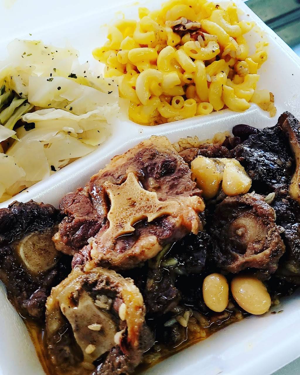 C.F Island Kitchen | restaurant | 10910 Will Clayton Pkwy, Humble, TX 77396, USA | 9549372704 OR +1 954-937-2704