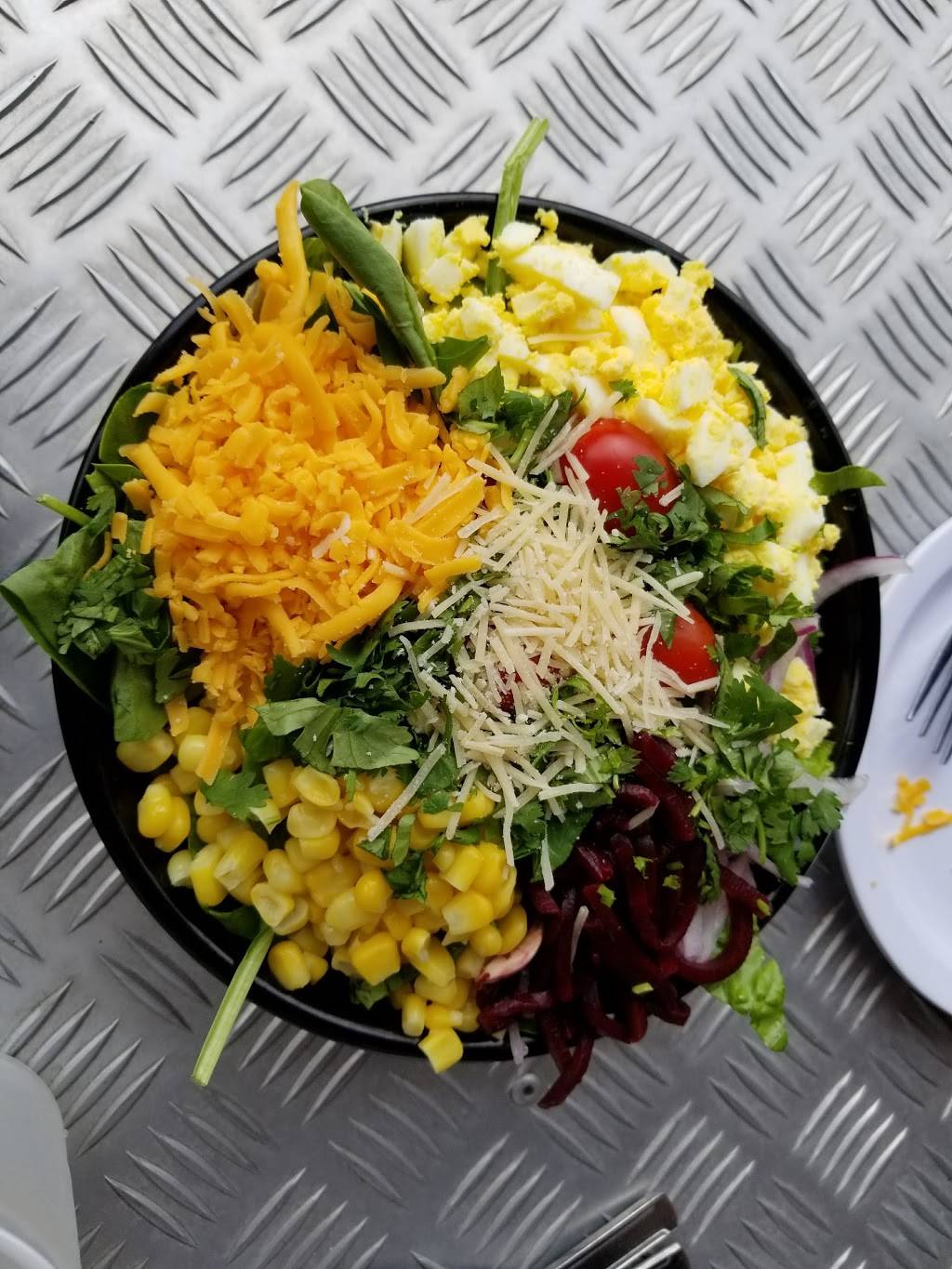 Toppers Pizza | restaurant | 2701 Peninsula Rd, Oxnard, CA 93035, USA | 8053854444 OR +1 805-385-4444