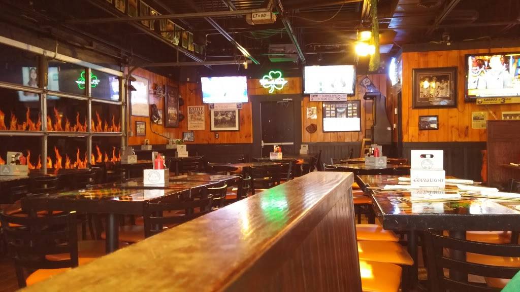 Mooneys Sports Bar & Grill | restaurant | 1531 Military Rd, Kenmore, NY 14217, USA | 7168771800 OR +1 716-877-1800