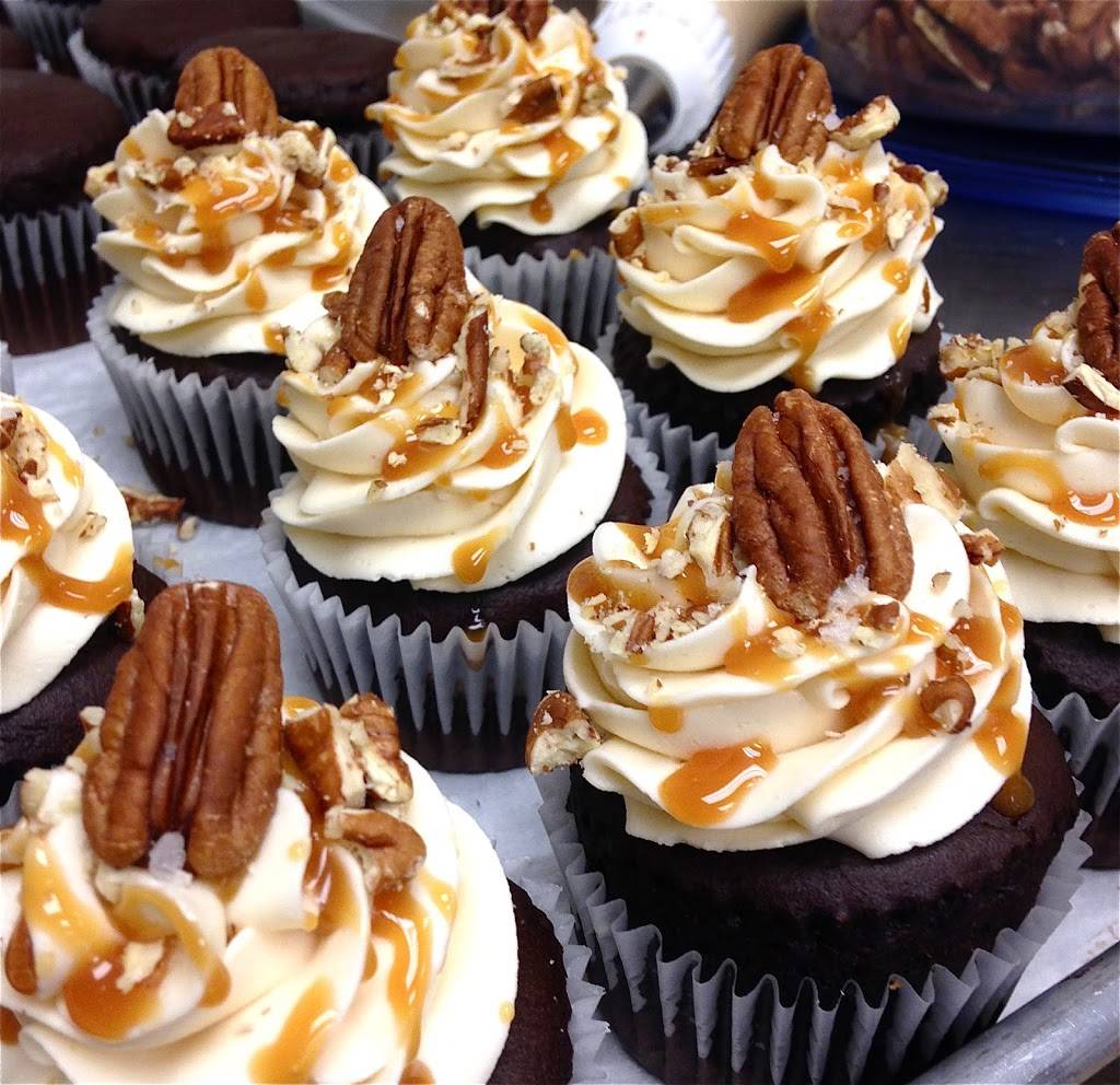 Two Wild Seeds Baking Company | bakery | 1814, 320 W Main St, St. Charles, IL 60174, USA | 6307975350 OR +1 630-797-5350