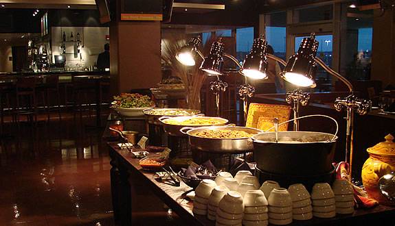 Terrace Restaurant at the AT&T Center | restaurant | 1 AT&T Center Parkway, San Antonio, TX 78219, USA | 2104445389 OR +1 210-444-5389