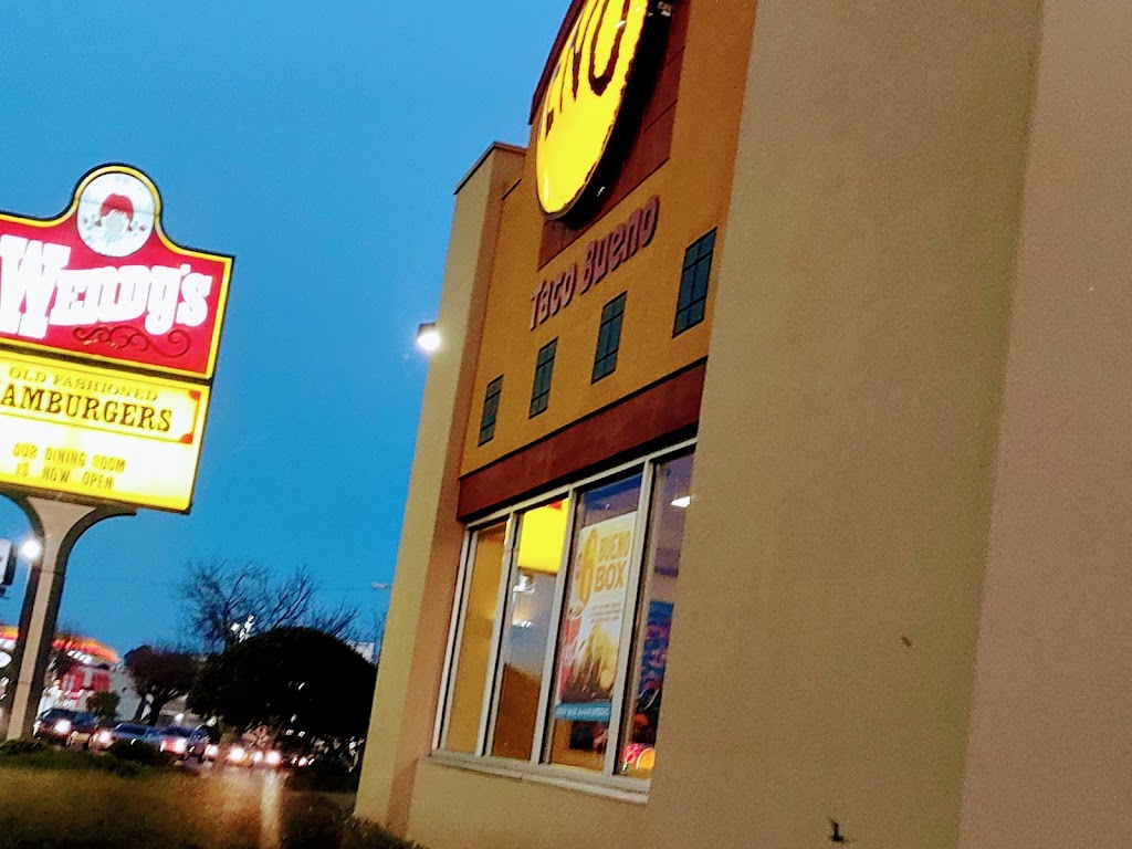 Taco Bueno | restaurant | 10114 Mabelvale Plaza Dr, Little Rock, AR 72209, USA | 5015620390 OR +1 501-562-0390