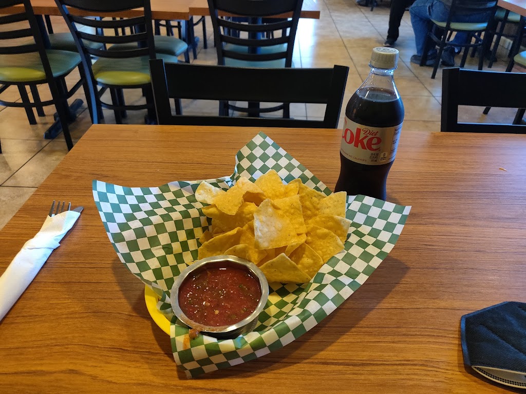 Bennys Mexican Restaurant | restaurant | 2702 E Grant Rd, Tucson, AZ 85716, USA | 5208818841 OR +1 520-881-8841