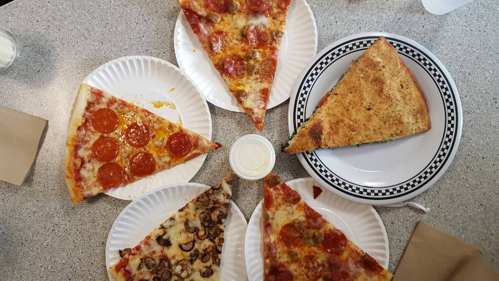 Celestinos New York Pizza | restaurant | 101 Salem St #100, Chico, CA 95928, USA | 5308961234 OR +1 530-896-1234