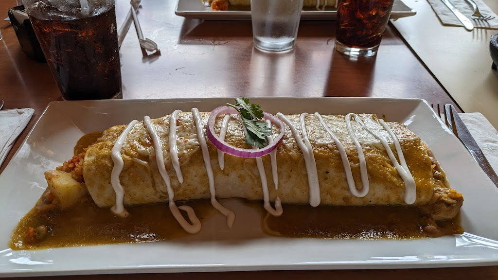 Gustavos Mexican Restaurant | restaurant | 216 E Center St, Monticello, UT 84535, USA | 4352988270 OR +1 435-298-8270