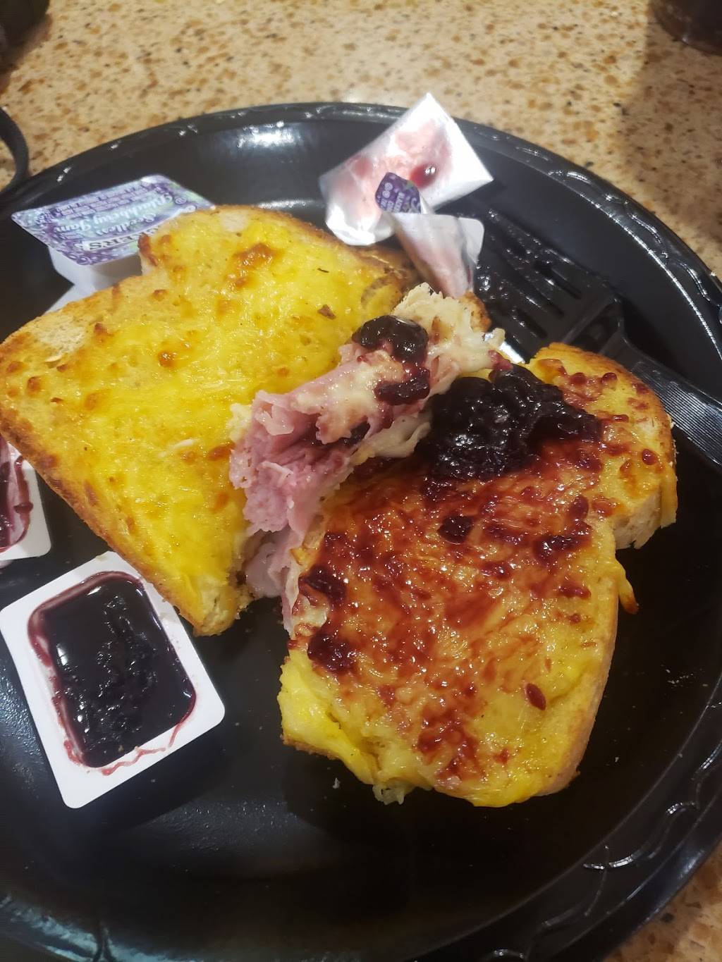 la Madeleine Country French Cafe | cafe | 4140-4204 E Sky Harbor Blvd, Phoenix, AZ 85034, USA | 6022756582 OR +1 602-275-6582