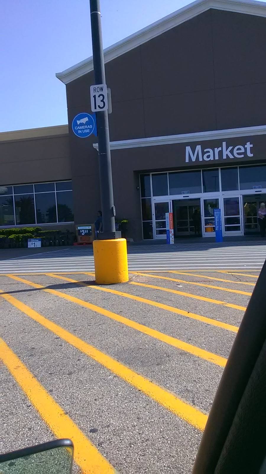 Subway | restaurant | 3902 W Riverside Blvd, Rockford, IL 61101, USA | 8159674006 OR +1 815-967-4006