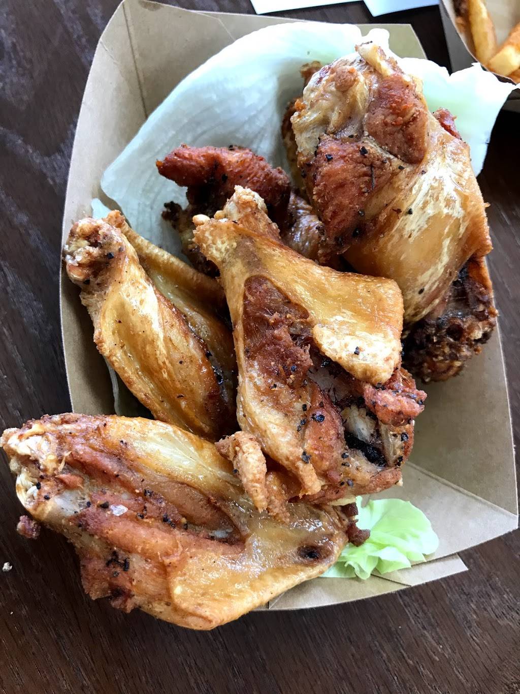 Crispy Banh Mi | restaurant | 2934 Shamrock Dr, Charlotte, NC 28205, USA | 9802377704 OR +1 980-237-7704