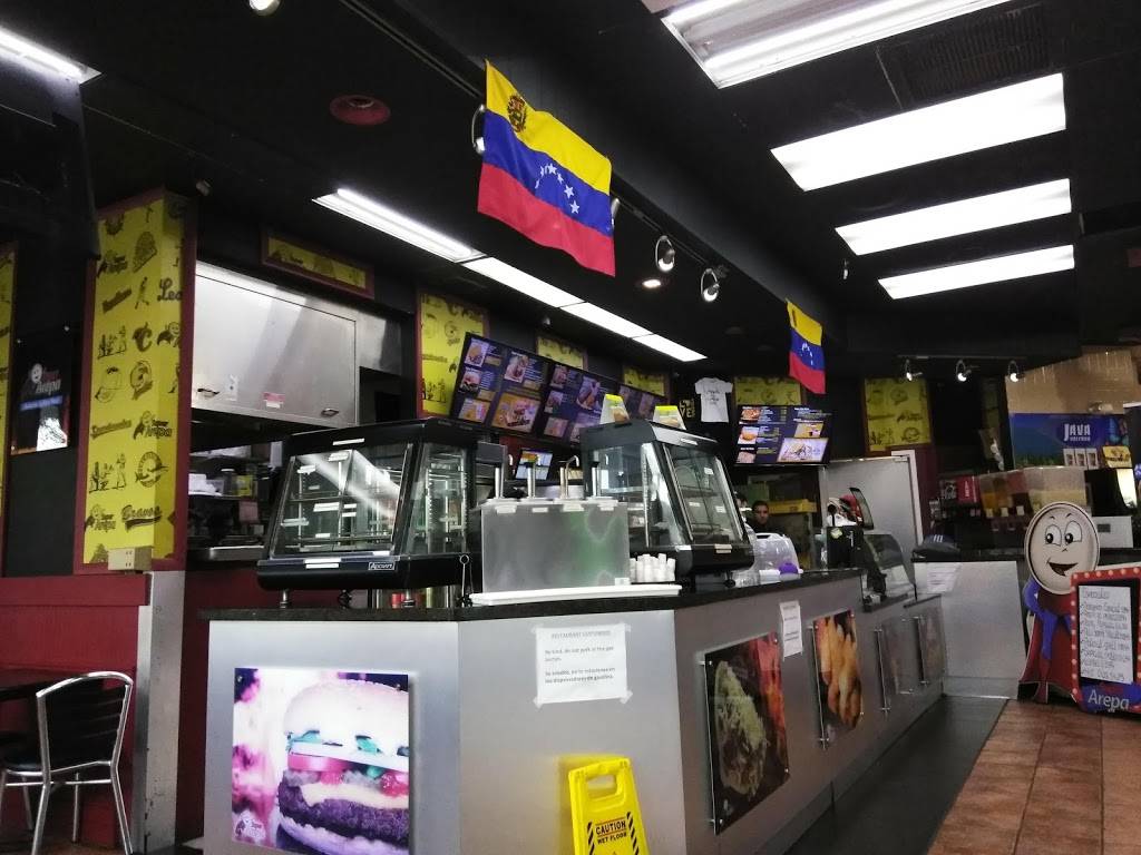 Super Arepa - Pembroke Pines | restaurant | 15801 Pines Blvd, Pembroke Pines, FL 33027, USA | 9542408351 OR +1 954-240-8351