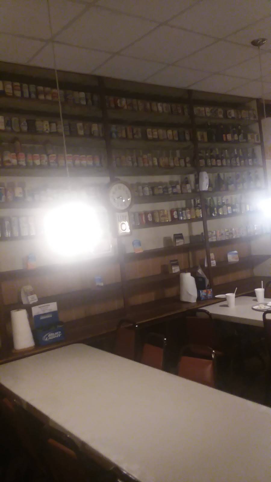 Iron Gate Pizza | restaurant | 516 Washington St, Cannelton, IN 47520, USA | 8125473718 OR +1 812-547-3718