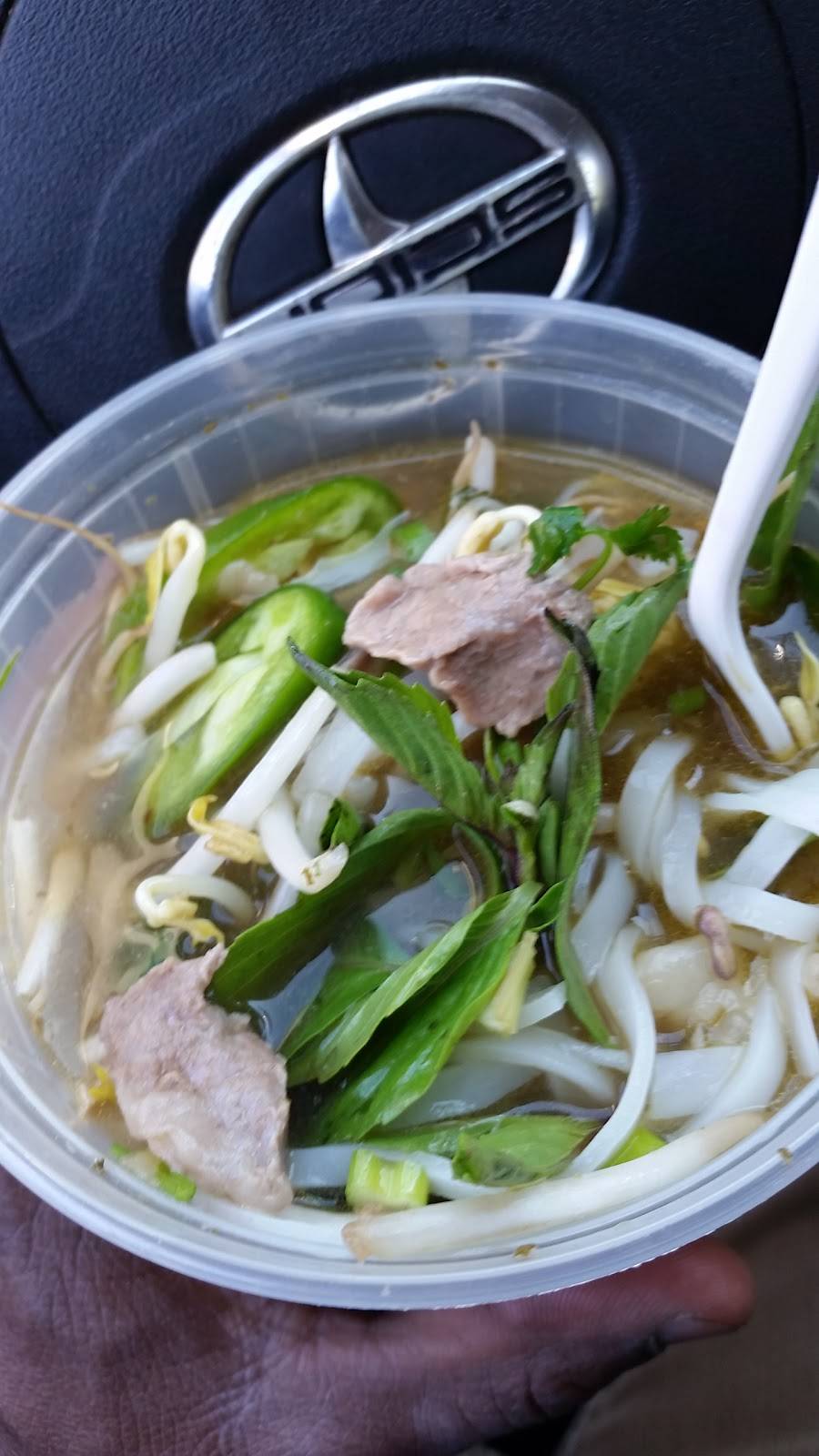 Ty Fun Thai Bistro | restaurant | 815 Jefferson Ave, Cleveland, OH 44113, USA | 2166641000 OR +1 216-664-1000