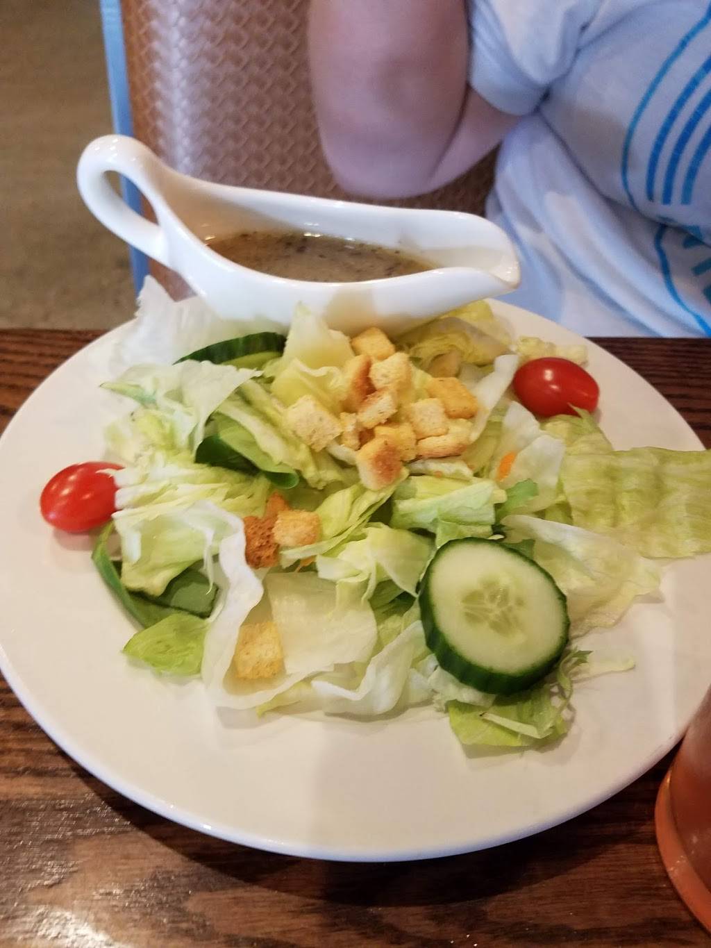 Dimitris Opa Restaurant & Bar | restaurant | 3315 Auburn Rd, Auburn Hills, MI 48326, USA | 2488291954 OR +1 248-829-1954