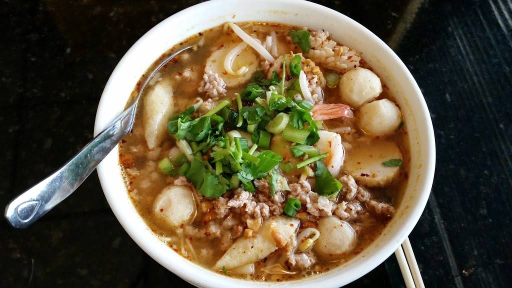 Rosded Too Thai | restaurant | 9510 Waukegan Rd, Morton Grove, IL 60053, USA | 8479655561 OR +1 847-965-5561