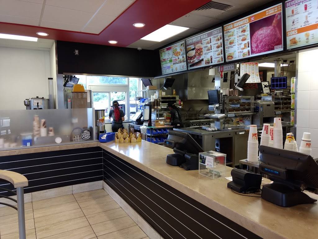 Burger King | restaurant | 5522 S Cedar St, Lansing, MI 48911, USA | 5172347016 OR +1 517-234-7016