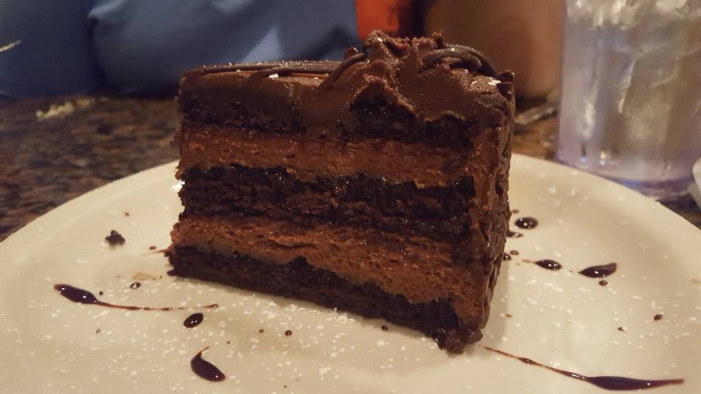 DeAngelos | restaurant | 2620 East 3rd Street, Eastland Plaza, Bloomington, IN 47401, USA | 8129610008 OR +1 812-961-0008