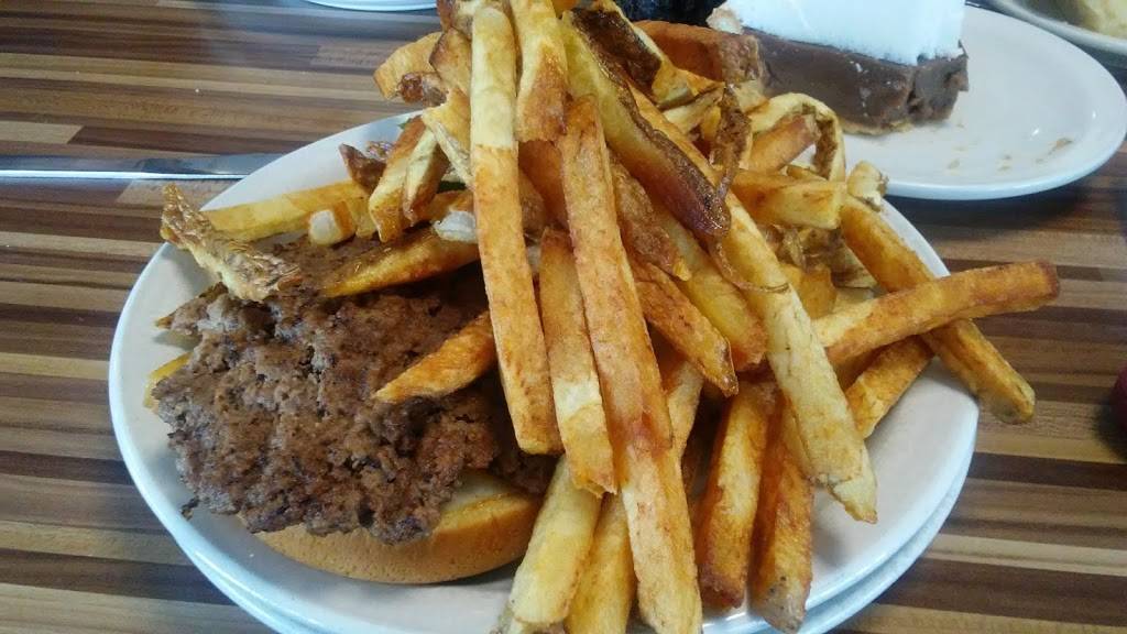 Georges Restaurant | restaurant | 2120 Grand Ave, Fort Smith, AR 72901, USA | 4797851199 OR +1 479-785-1199