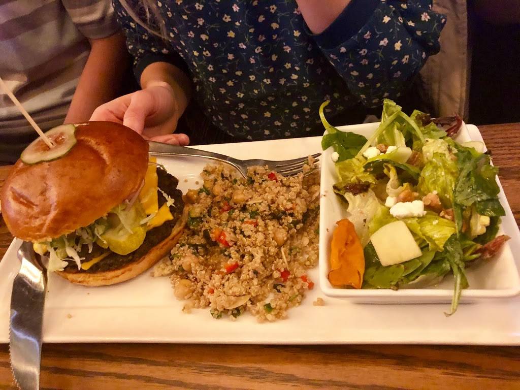 State & Main Kitchen & Bar | restaurant | 467 Cundles Rd E Building G Unit 1, Barrie, ON L4M 0J7, Canada | 7057220817 OR +1 705-722-0817