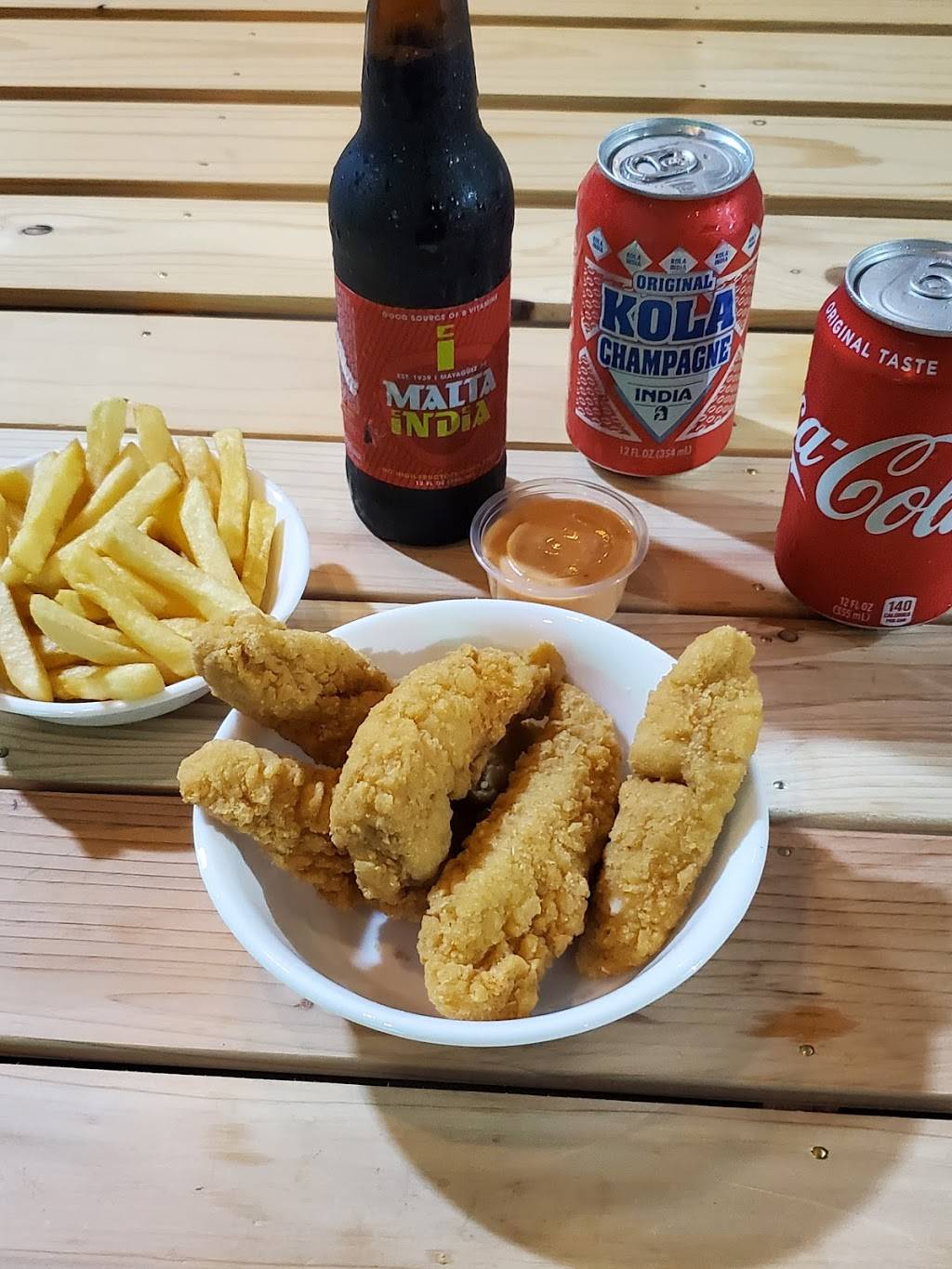 El Jibaro Del Sazón | restaurant | 9743A FL-580, Town N Country, FL 33615, USA | 4074967145 OR +1 407-496-7145