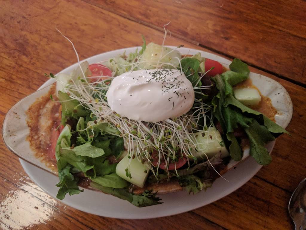 Whole in the Wall | restaurant | 43 S Washington St, Binghamton, NY 13903, USA | 6077225138 OR +1 607-722-5138