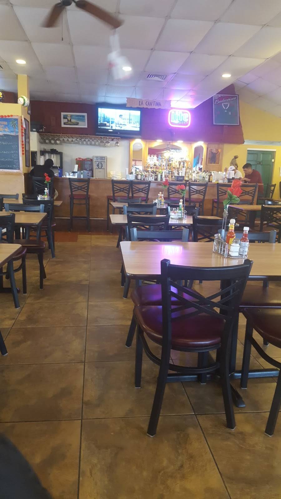 El Toro of Rantoul | restaurant | 1668 E Grove Ave, Rantoul, IL 61866, USA | 2178930100 OR +1 217-893-0100