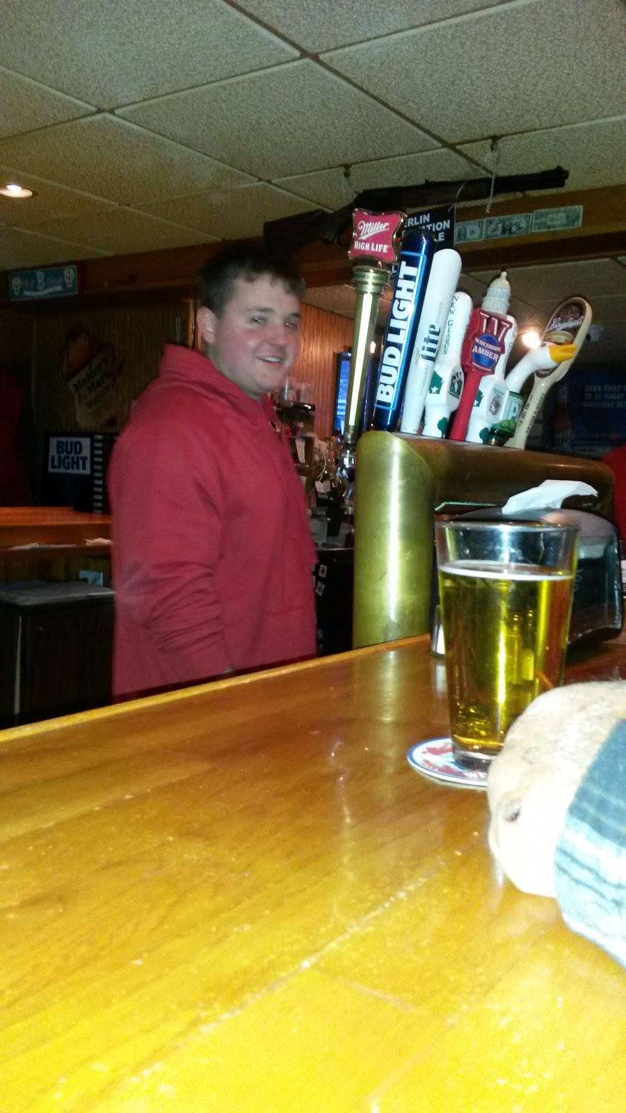 Walkers Bar & Grill | restaurant | N4503 Co Trunk Hwy K, Ripon, WI 54971, USA | 9207483661 OR +1 920-748-3661