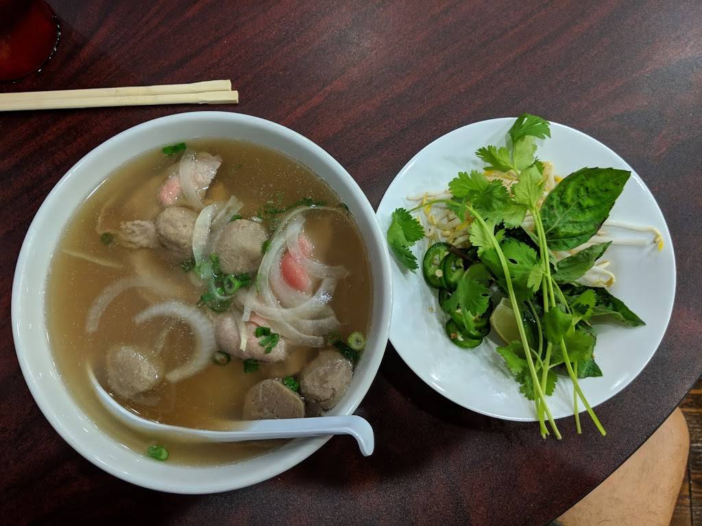 Phó’ Photastic Vietnamese Noodle Soup | restaurant | 770 S, US-1, Vero Beach, FL 32962, USA | 7727787666 OR +1 772-778-7666