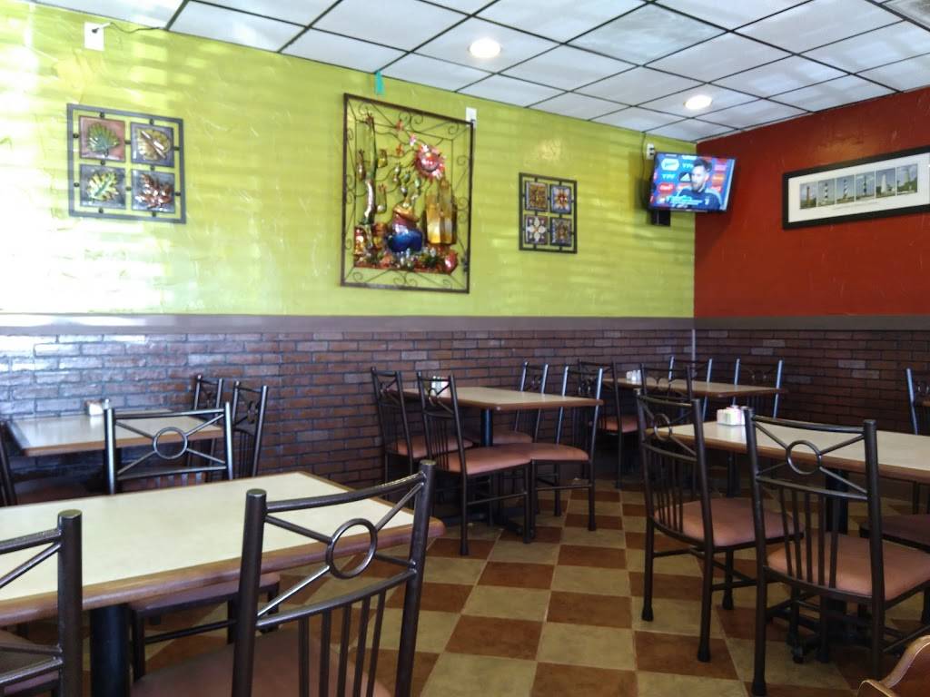 Mazatlan Restaurant | restaurant | 1406 N Sandhills Blvd, Aberdeen, NC 28315, USA | 9109441622 OR +1 910-944-1622