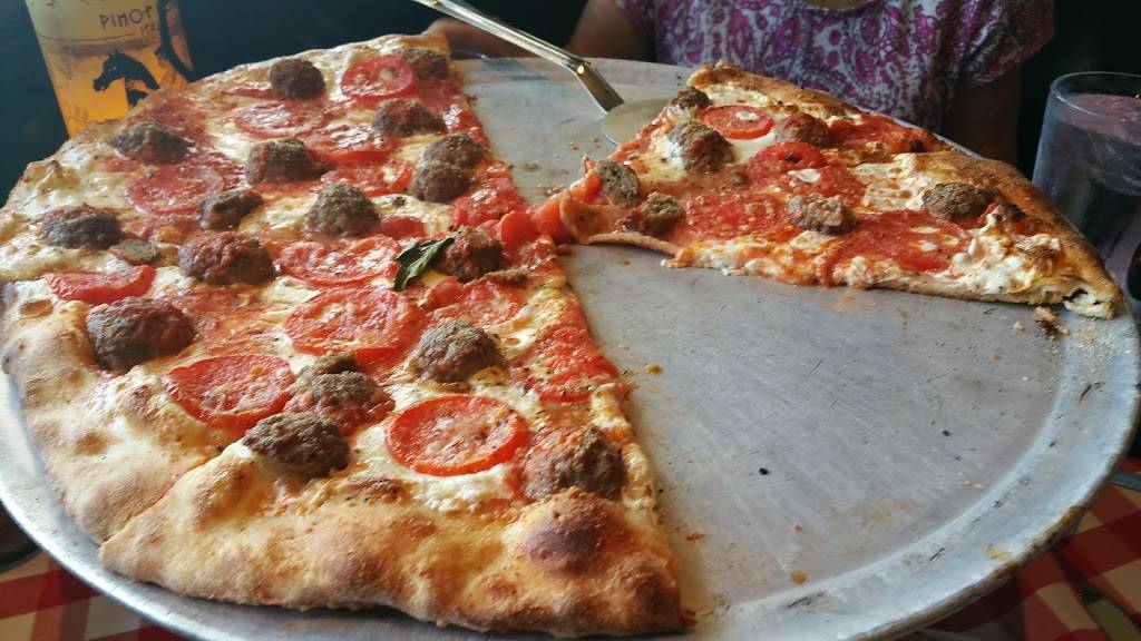 Grimaldis Pizzeria | restaurant | 2121 Rosecrans Ave #1399, El Segundo, CA 90245, USA | 3106487503 OR +1 310-648-7503