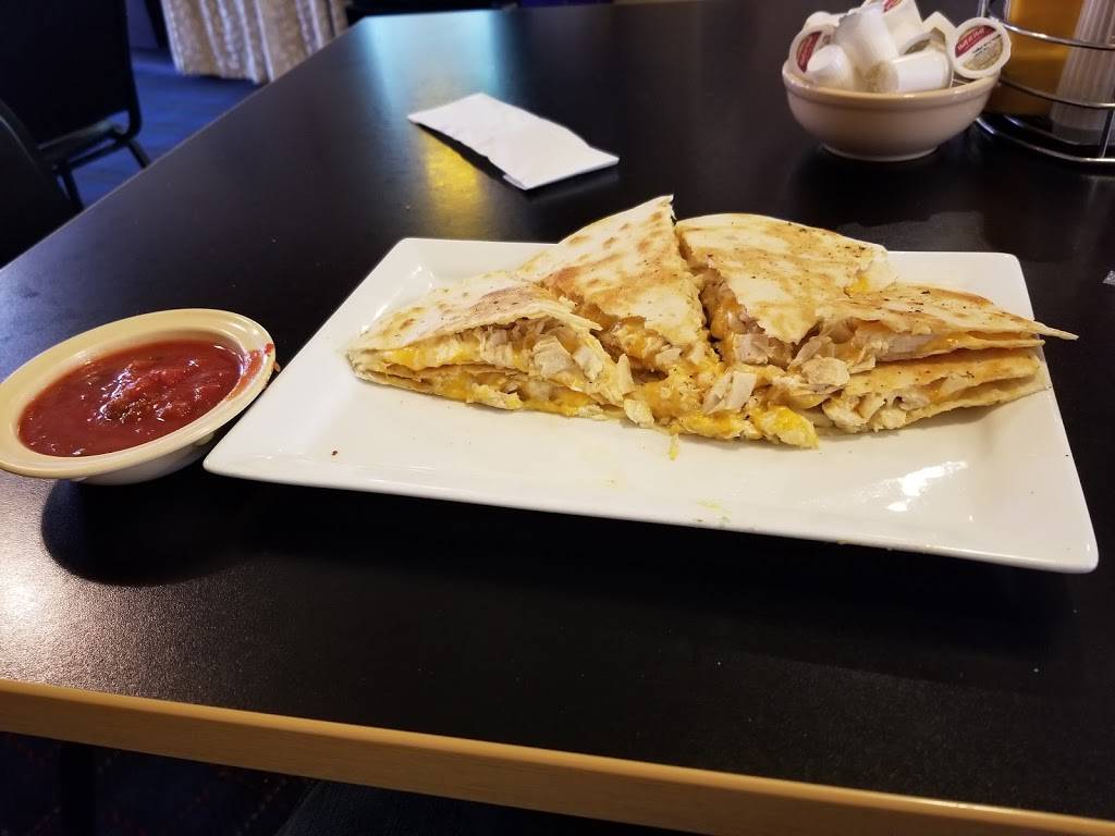 Old School Cafe and Bakery | restaurant | 304 E 4th St, Huntingburg, IN 47542, USA | 8126834392 OR +1 812-683-4392