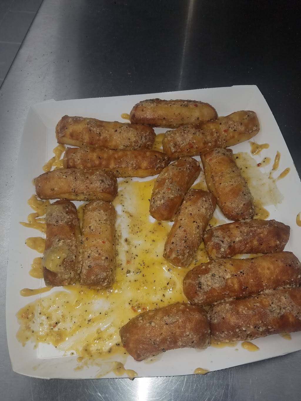 Papa Johns Pizza | restaurant | 1943 Jesse Jewell Pkwy SE Unit 300, Gainesville, GA 30501, USA | 7702871234 OR +1 770-287-1234