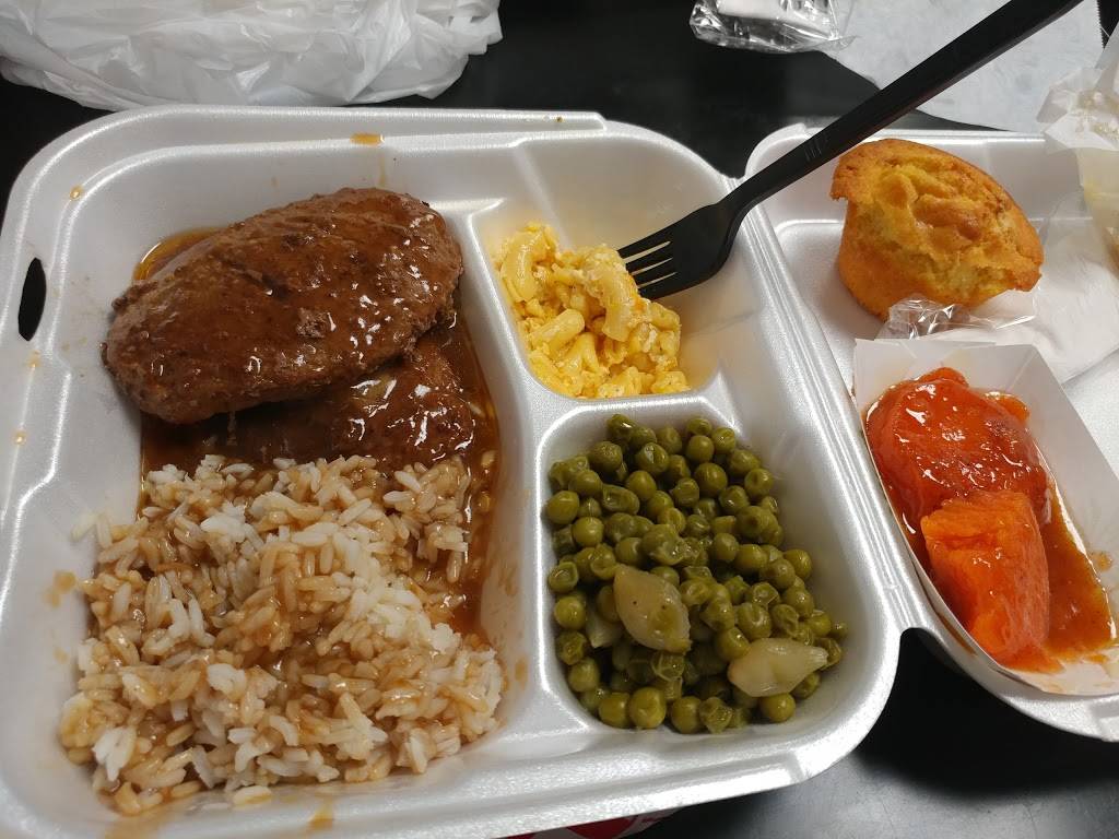 S & S Restaurant | restaurant | 239 Magnolia Ave # E, Greenwood, SC 29646, USA | 8645380418 OR +1 864-538-0418