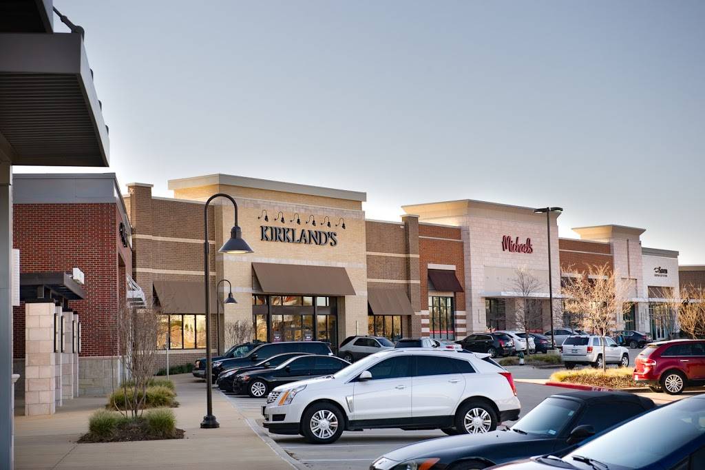 Park Village | shopping mall | 1065 E Southlake Blvd, Southlake, TX 76092, USA | 8586131800 OR +1 858-613-1800