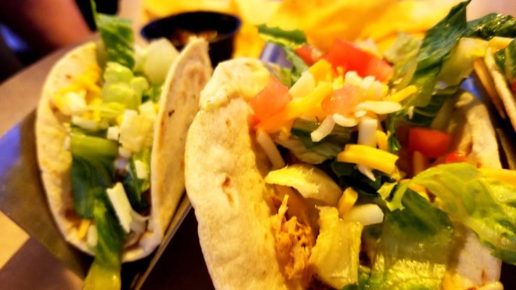 The Brass Tap | restaurant | 624 SW 145th Terrace, Pembroke Pines, FL 33027, USA | 9543676930 OR +1 954-367-6930