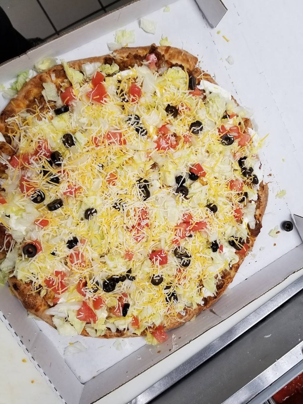 Harvey Hinklemeyers | restaurant | 1554 S Dixon Rd, Kokomo, IN 46902, USA | 7654521942 OR +1 765-452-1942