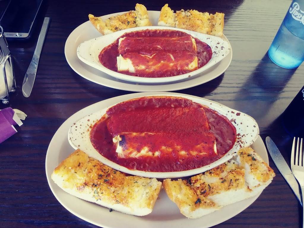 Lechugas Italian Restaurant | restaurant | 3609 Tejon St, Denver, CO 80211, USA | 3034551502 OR +1 303-455-1502