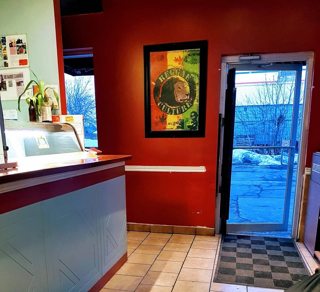 Jjs Caribbean Cuisine | restaurant | 110 Little Ave, Barrie, ON L4N 4K8, Canada | 7052523128 OR +1 705-252-3128