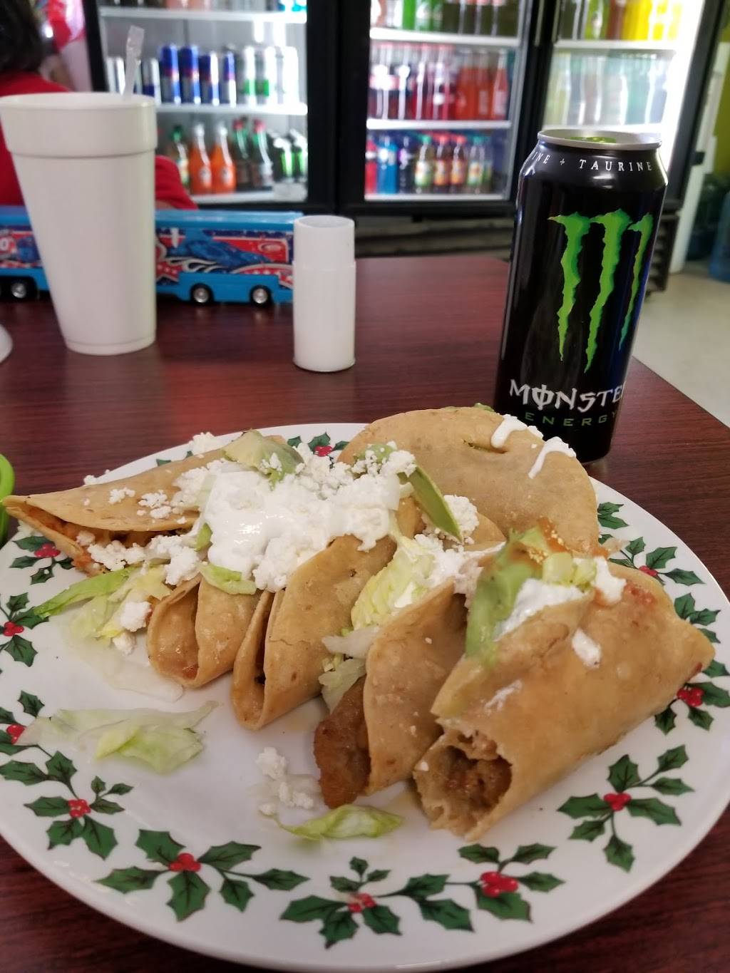 taqueria y fonda la bonita | restaurant | 1510 Central Ave, Chattanooga, TN 37408, USA | 4237744355 OR +1 423-774-4355