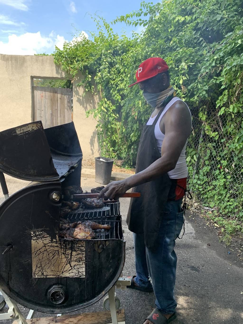 Germantown Jerk Hut | restaurant | 7165 Germantown Ave, Philadelphia, PA 19119, USA | 2159413212 OR +1 215-941-3212