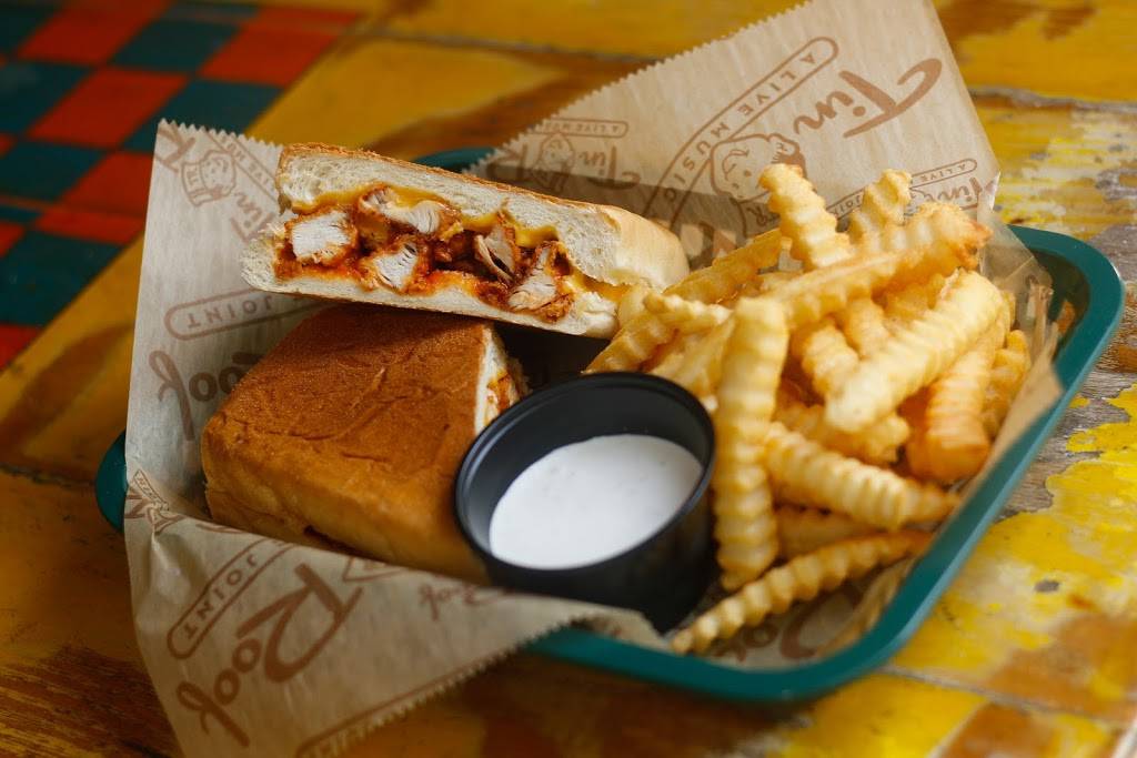 Tin Roof | restaurant | 1516 Demonbreun St, Nashville, TN 37203, USA | 6153137103 OR +1 615-313-7103