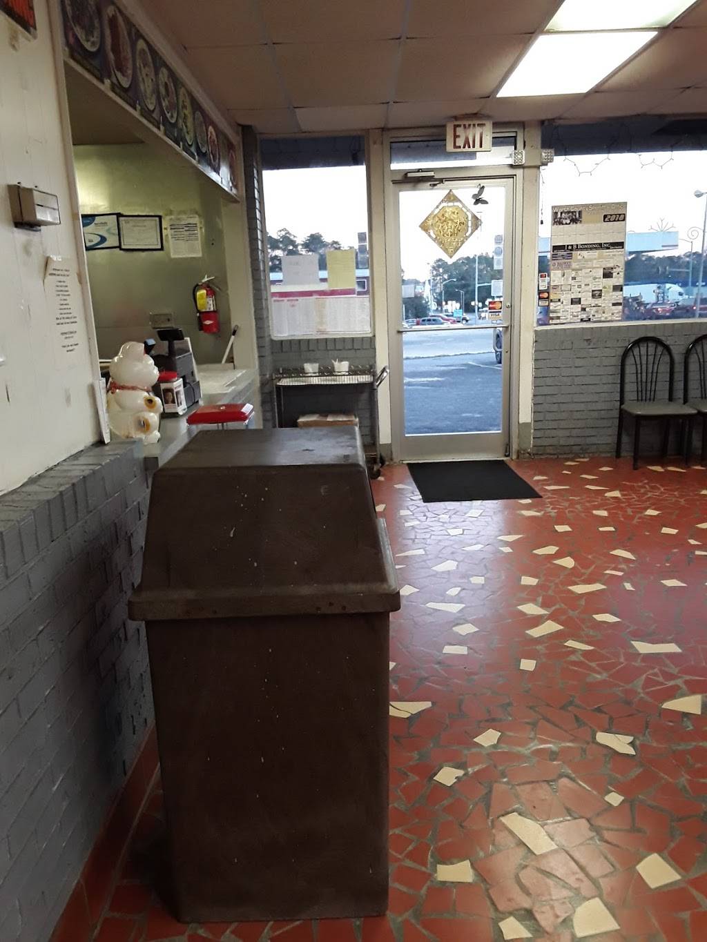 Hot Wok | restaurant | 105 E Franklin St, Sylvester, GA 31791, USA | 2297761196 OR +1 229-776-1196