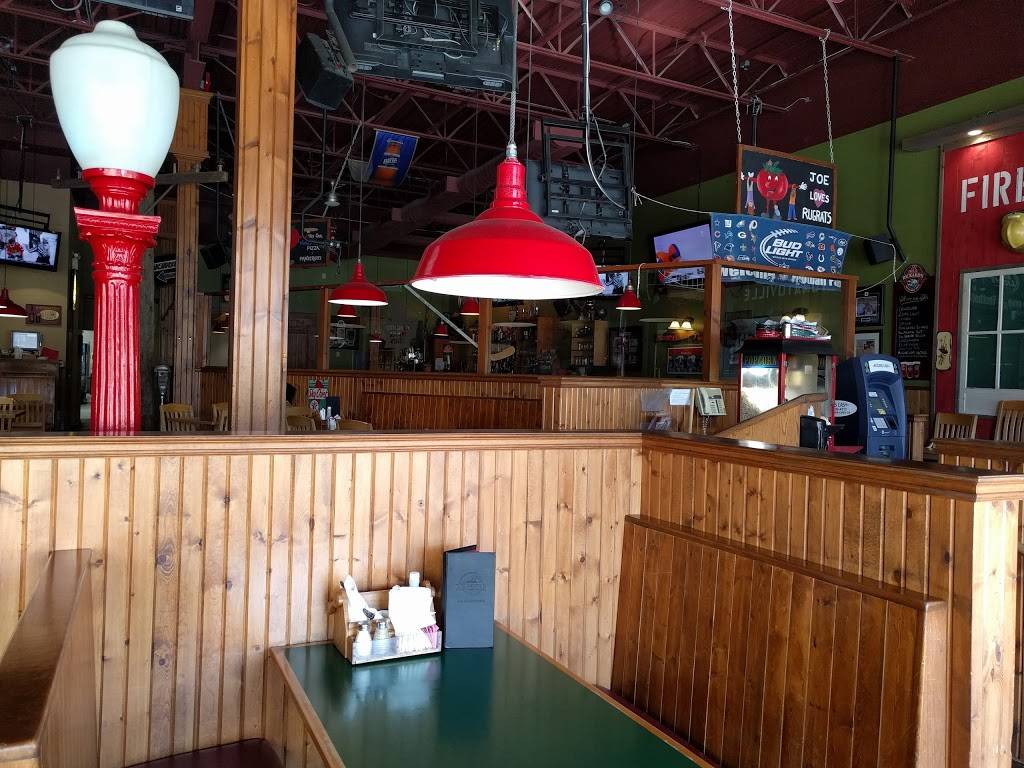 Joe Tomatos Restaurant | restaurant | 1020 10th St W, Owen Sound, ON N4K 5S1, Canada | 5193715637 OR +1 519-371-5637