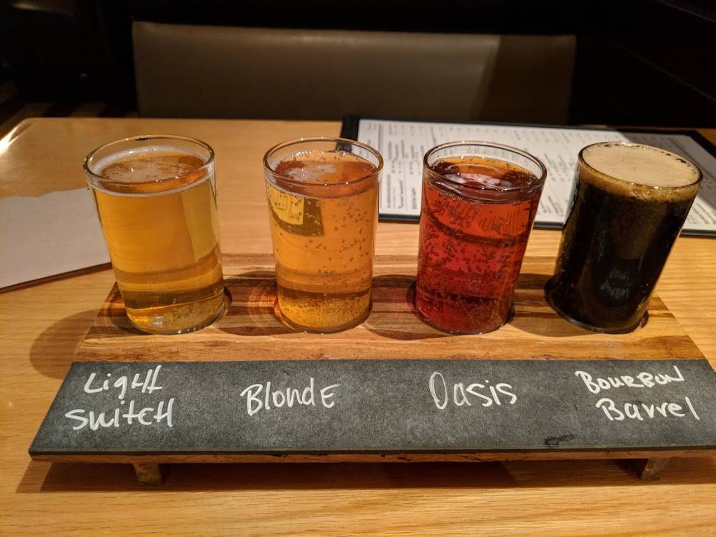 BJs Restaurant & Brewhouse | restaurant | 11905 Gateway Blvd W, El Paso, TX 79936, USA | 9156338300 OR +1 915-633-8300