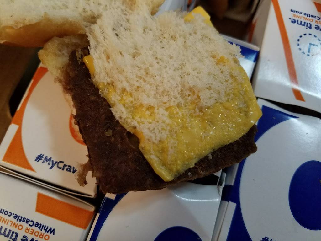 White Castle | restaurant | 7741 Zane Ave N, Brooklyn Park, MN 55443, USA | 7635604240 OR +1 763-560-4240