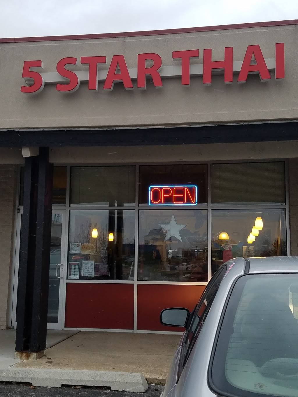 Five Star Thai Cuisine and Grocery | restaurant | 5124 Pine Island Ct M, Crown Point, IN 46307, USA | 2197696322 OR +1 219-769-6322