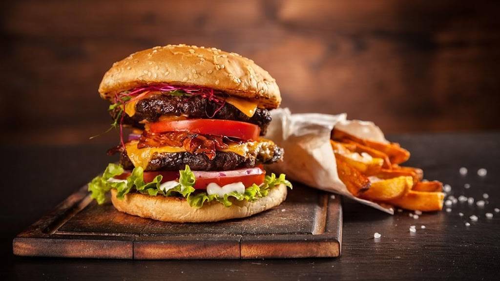 Barons Pub | restaurant | 185 N Main St, Suffolk, VA 23434, USA | 7579343100 OR +1 757-934-3100