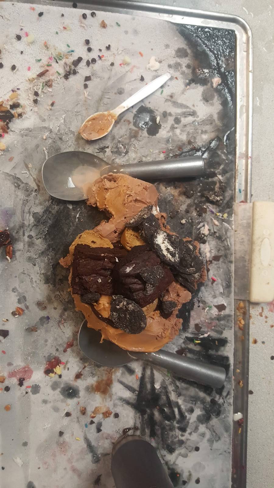 Cold Stone Creamery | bakery | 27071 McBean Pkwy Ste 3B, Santa Clarita, CA 91355, USA | 6612534123 OR +1 661-253-4123