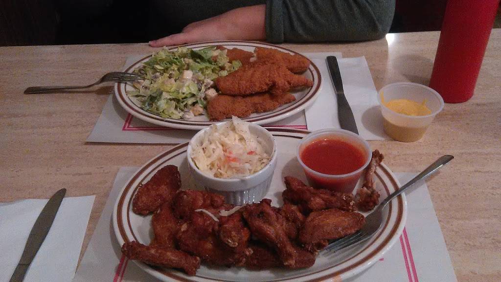 Riverside Restaurant | restaurant | 837 Montreal Rd, Cornwall, ON K6H 1C7, Canada | 6139326329 OR +1 613-932-6329