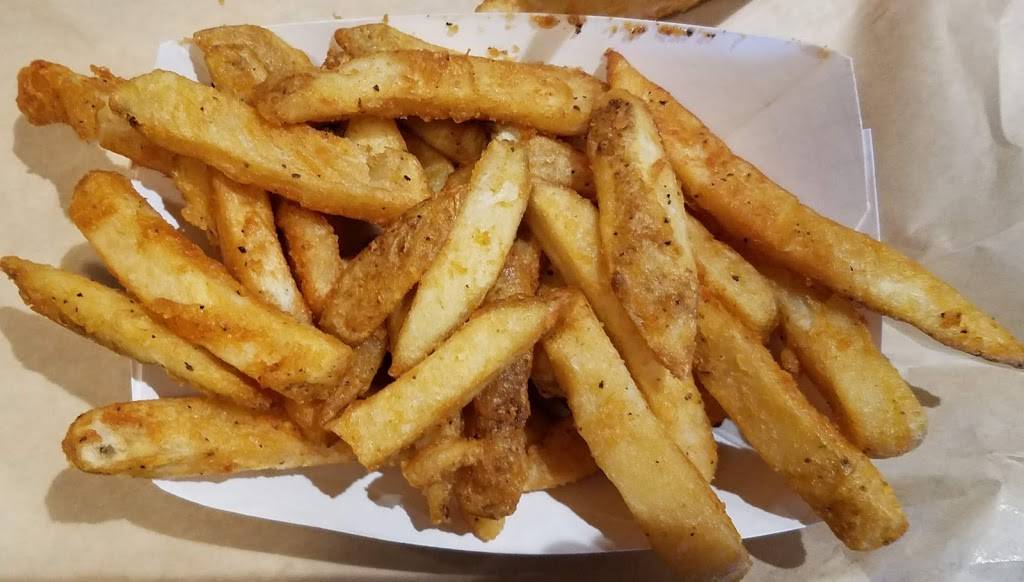 The Wolfs Fixins Barbecue | restaurant | 344 Stoneridge Dr N, Ruckersville, VA 22968, USA | 4349909988 OR +1 434-990-9988