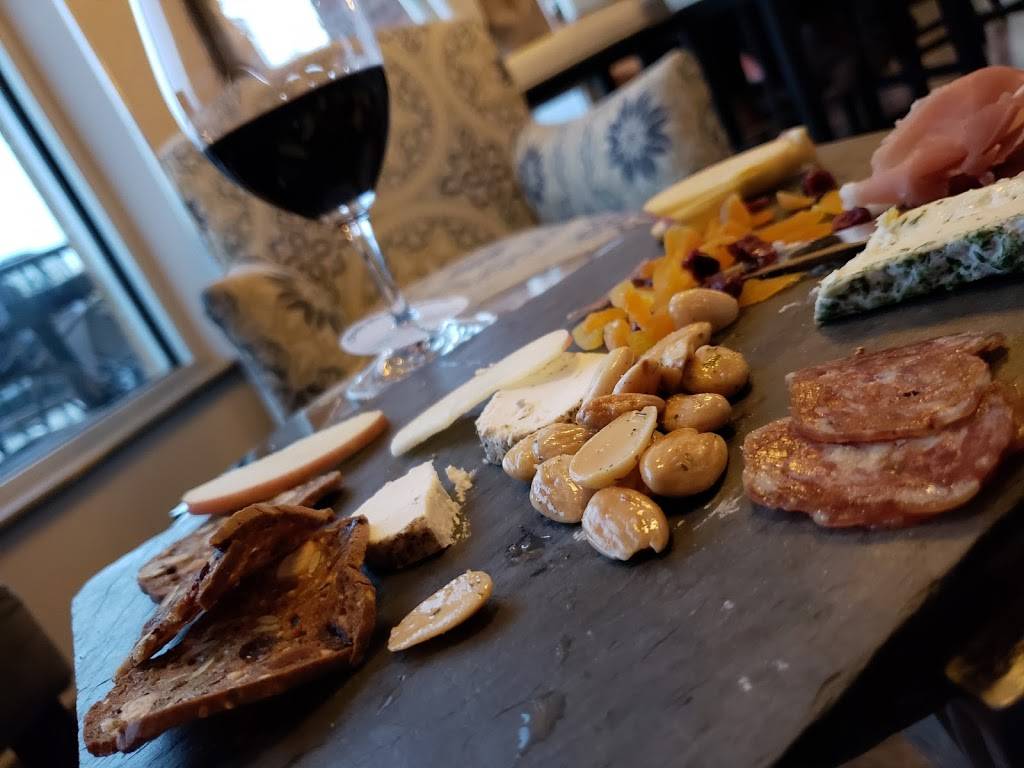 Crush Wine Bar | restaurant | 3911 Ambrosia St, Castle Rock, CO 80109, USA | 7203612121 OR +1 720-361-2121