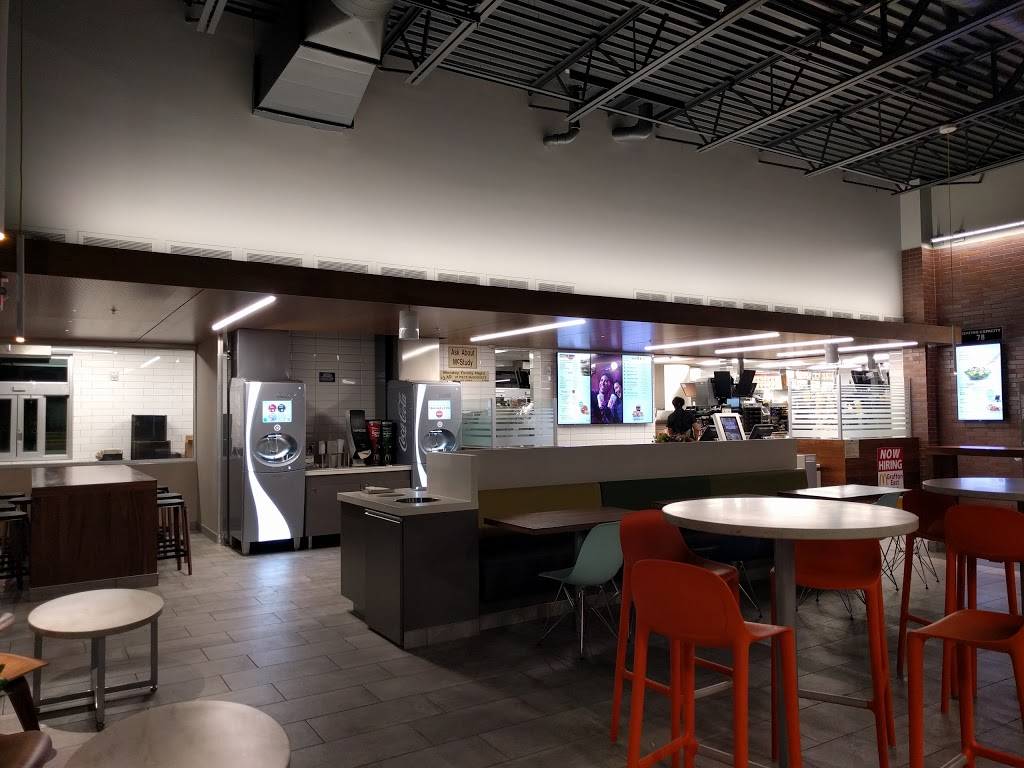 McDonalds | cafe | 2570 Washington St, Grafton, WI 53024, USA | 2623772753 OR +1 262-377-2753